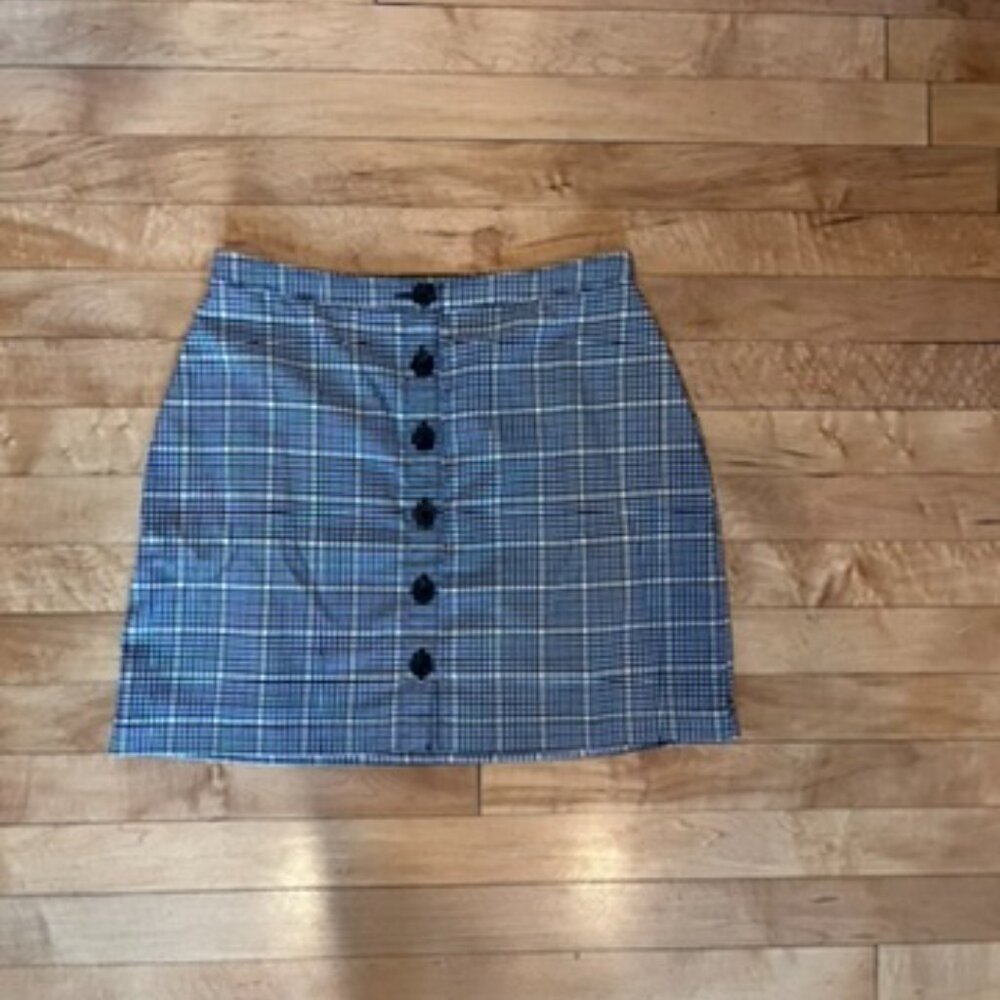 Abercrombie button front skirt in plaid - S